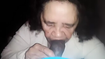 Vieja Abuela Disfruta De Una Gran Polla Negra En Video Casero